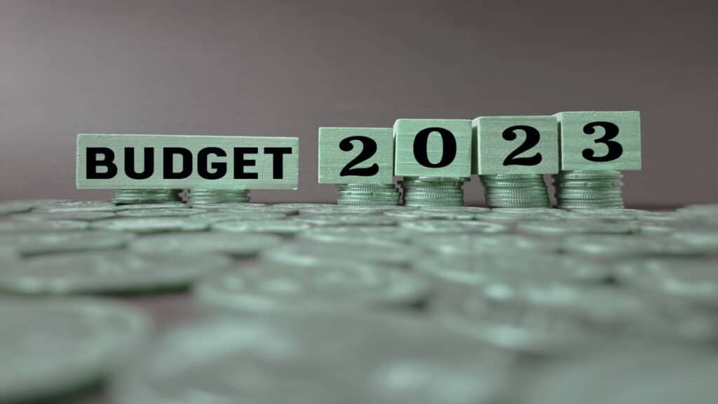 Money budget 2023 to work on the Internet and profit from it